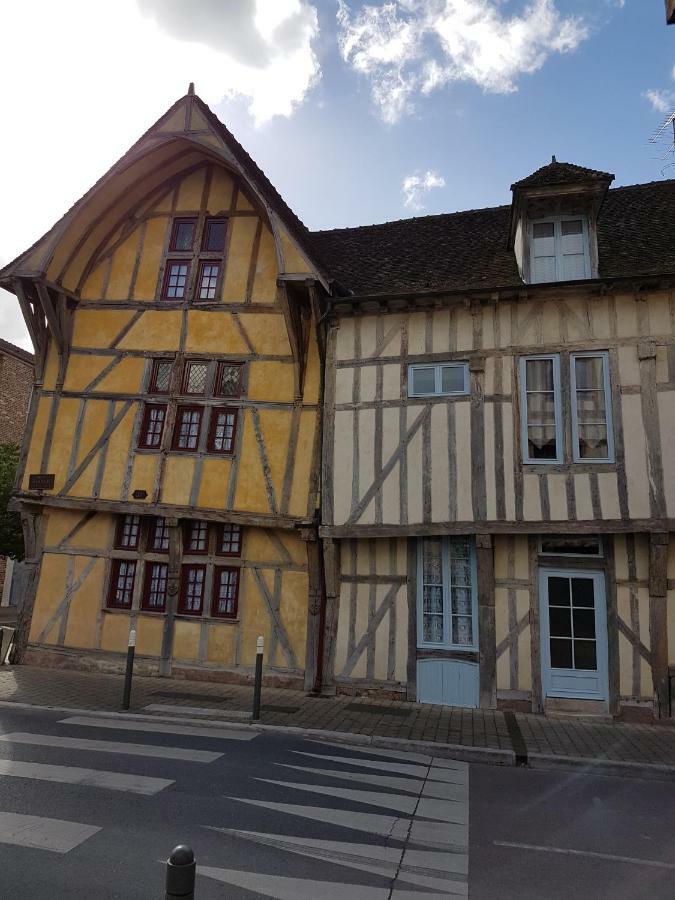 Appartement Du Vieux Troyes Buitenkant foto